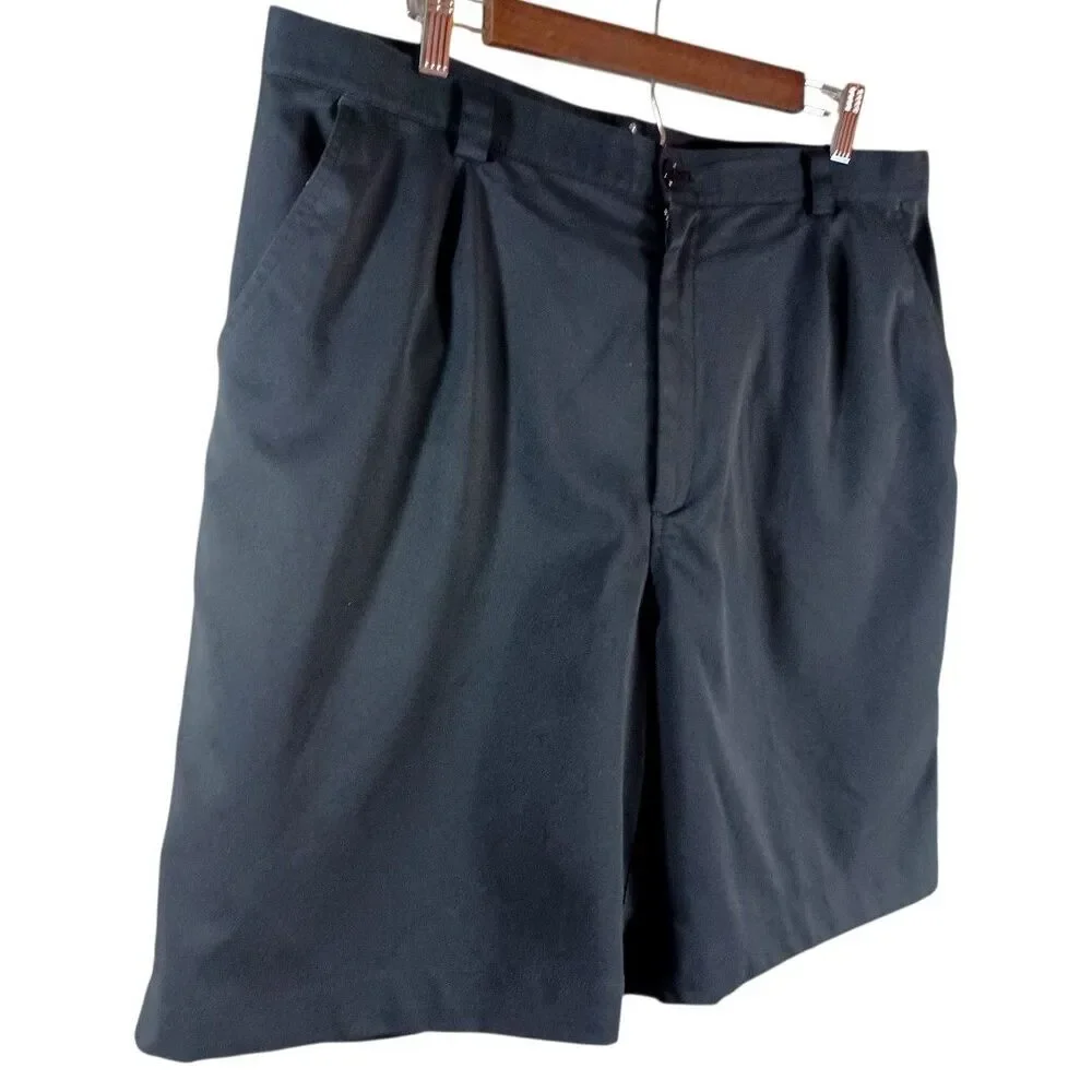 Under Armour Men's 38R Golf Shorts Black Pleated Performance Lightweight Chinos